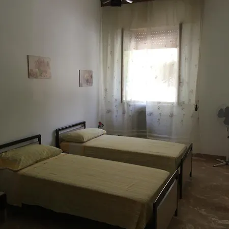 Al Piano Terra Πανσιόν Scicli